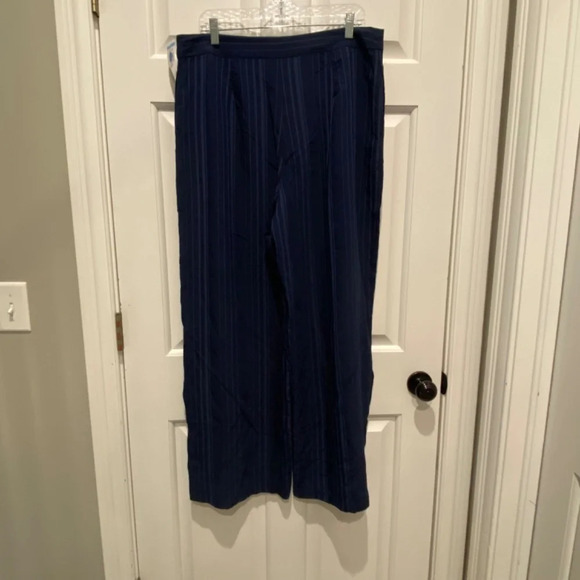 Club Monaco Sonyah Pants, Maritime Blue 16614 - Picture 9 of 15
